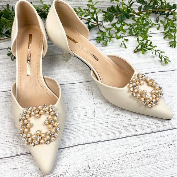 na Shoes - NEW Women Pearl and Rhinestone Buckle Kitten Natural Heels 7.5